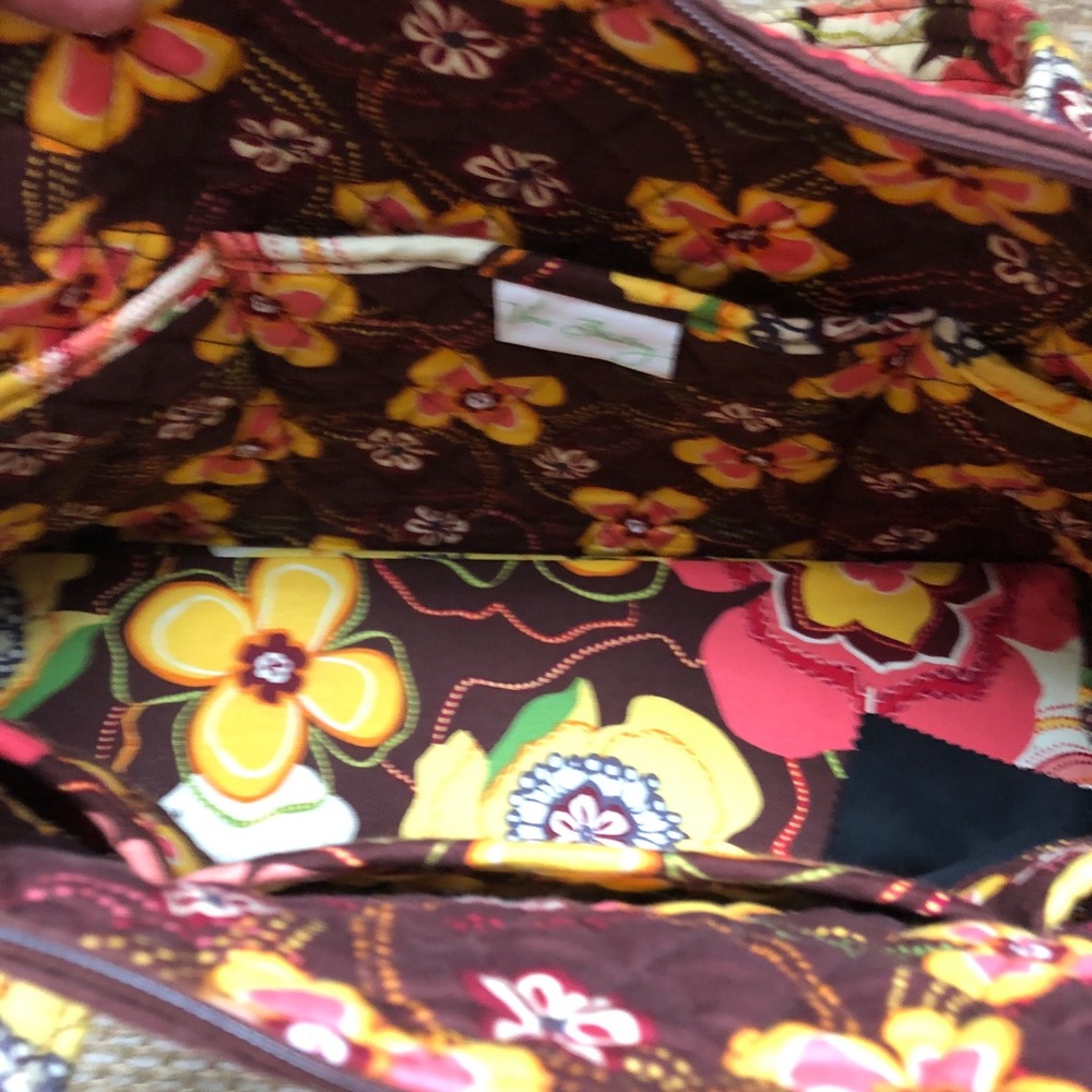 Vera Bradley purse - Picture 3 of 3